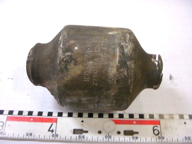 Catalyseur 3810 de Ford